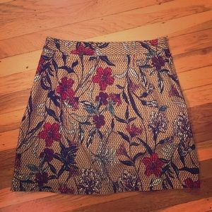 Floral pattern ZARA skirt. Perfect for spring!